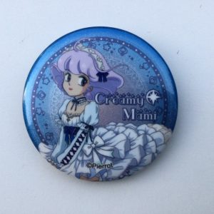 CREAMY MAMI PIN BADGE BACKSTAGE GLAMOUR  CREAMY "BLUE RIBBON" AKEMI TAKADA HK