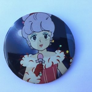 CREAMY MAMI PIN BADGE LOTTERIA "RED  GLOVES" AKEMI TAKADA